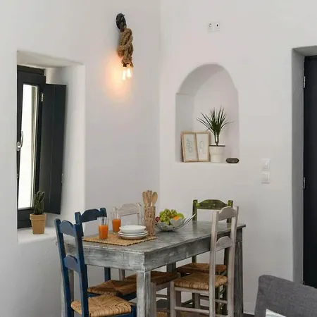 شقة Grand Village For Seven Emporio (Santorini)